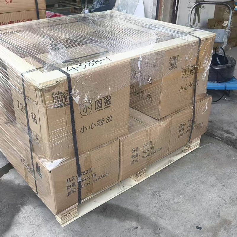 consolidated gift supply export packaging zero breakage Securely packed consolidated gift supplies ready for export, achieving 0% breakage rate for Weipan Studio clients.